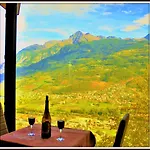 Atmosfera E Vista Mozzafiato Chalets