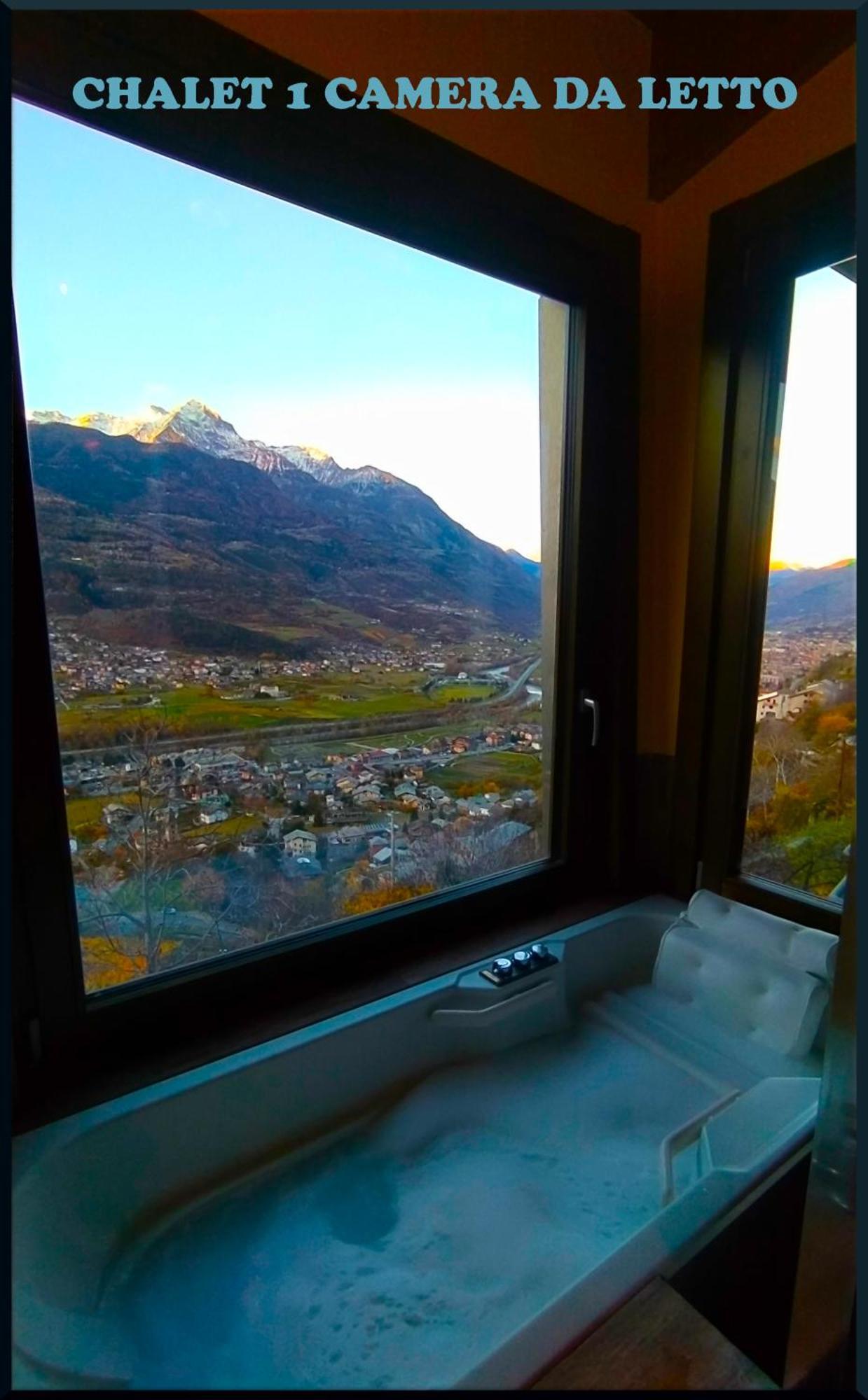 Atmosfera E Vista Mozzafiato Aosta